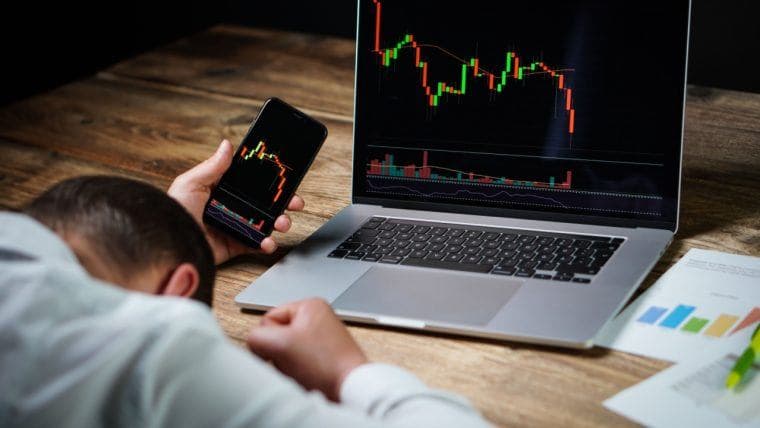 Krótki zysk tradera wysokiego ryzyka w wysokości 334 mln USD zniwelowany, gdy BTC przekracza 123 000 USD