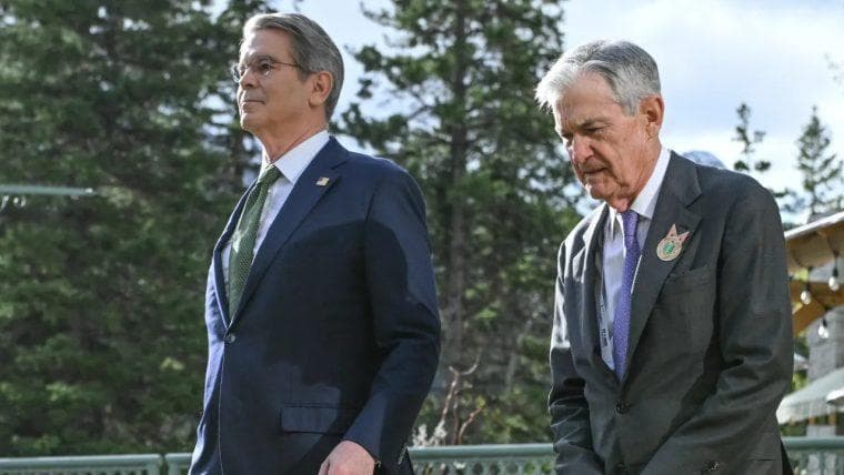 Pénzügyminiszter Scott Bessent Teljes Fed Ellenőrzést Követel