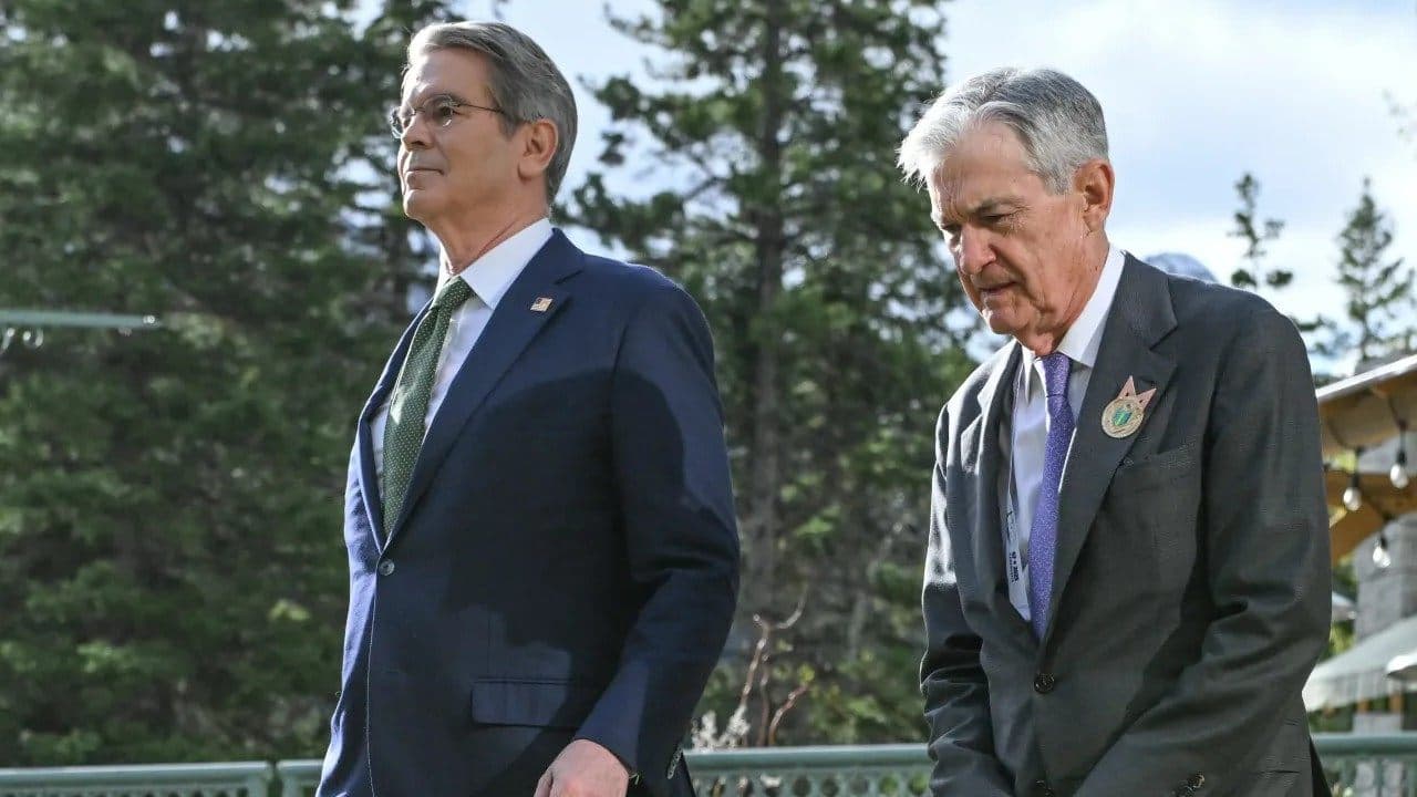 Finanzminister Scott Bessent fordert umfassende Fed-Prüfung