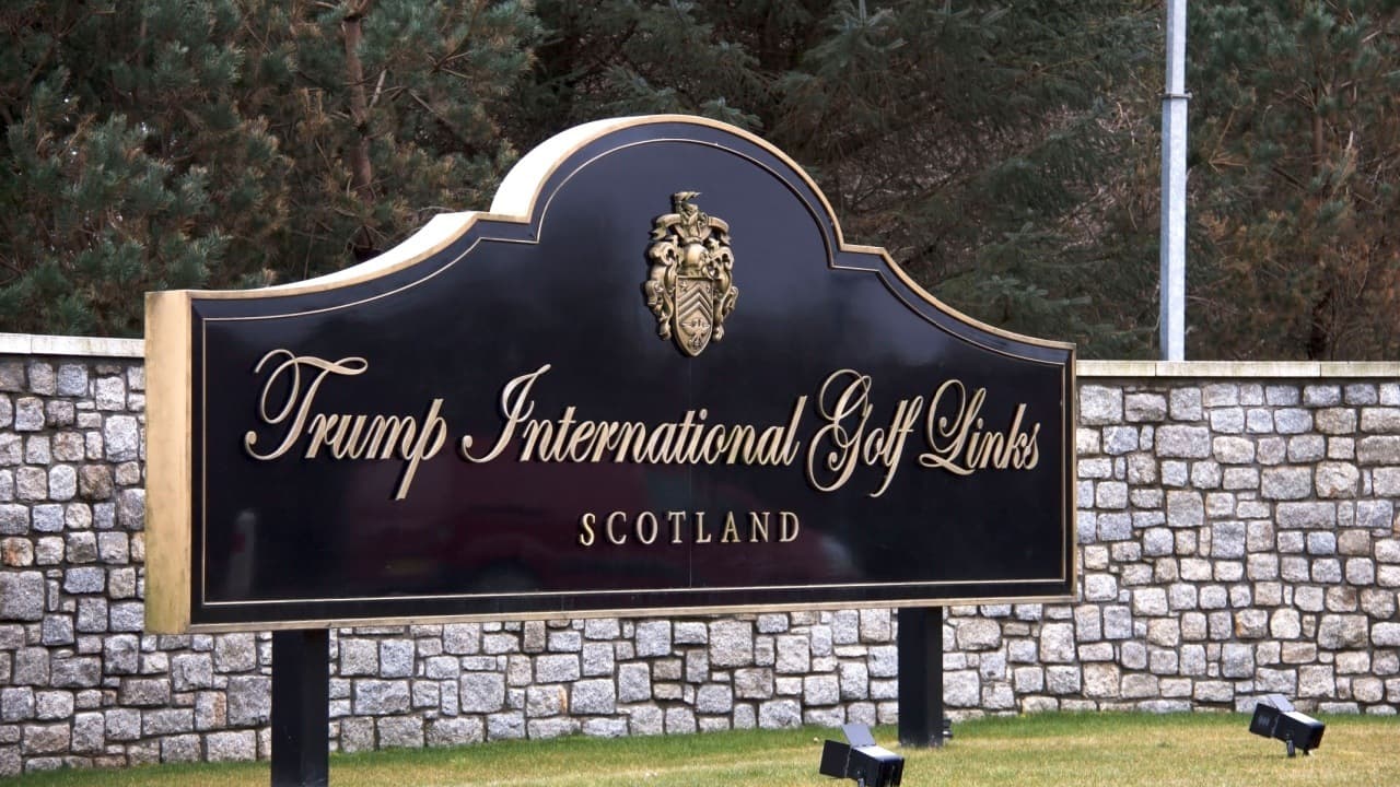 Crypto Wealth Platform Nexo Co-Founders Eten Met President Trump bij Opening Golfbaan