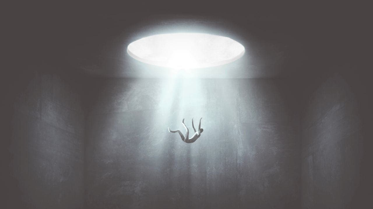 Bitcoin cai diante da alta inflação e nova pressão tarifária