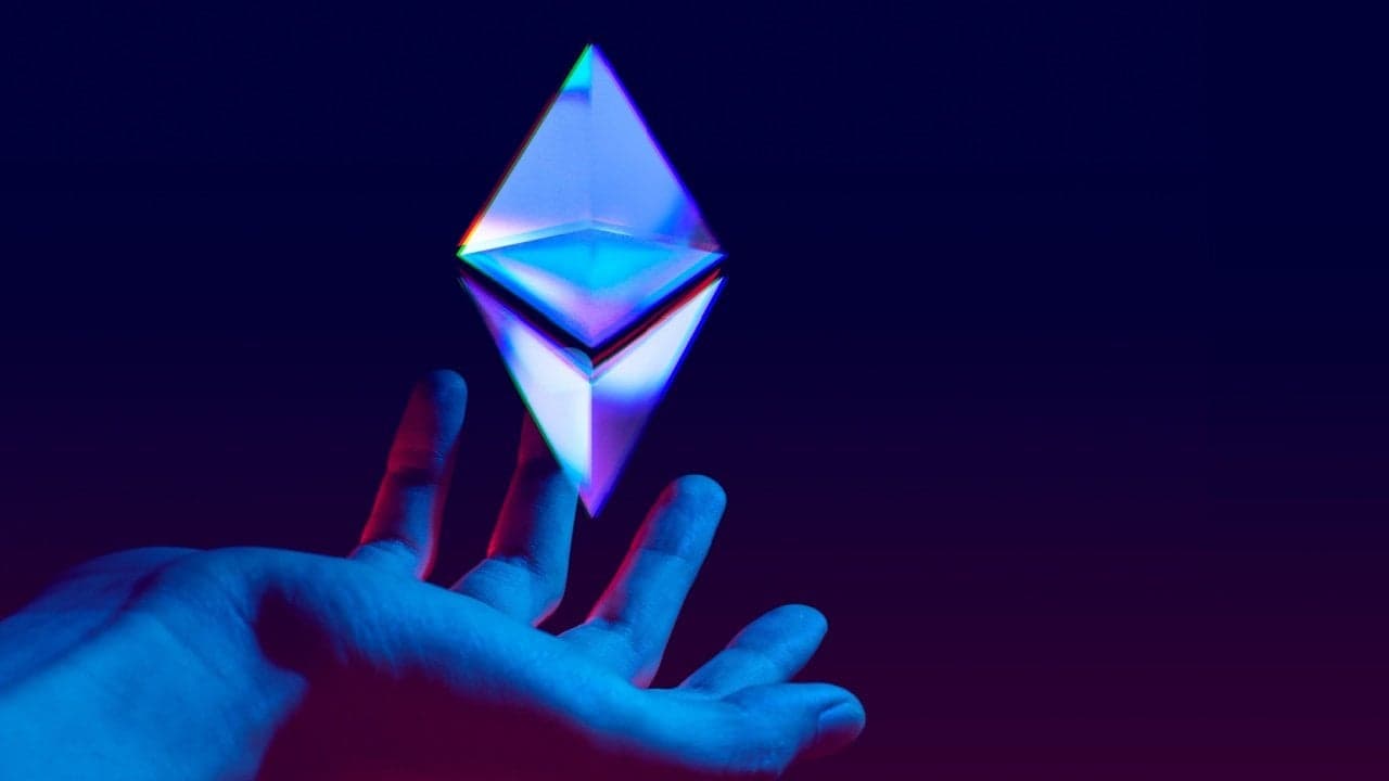 ETHzilla Autoriserer Aksjetilbakekjøp når Kassen Treffer 102,000 ETH