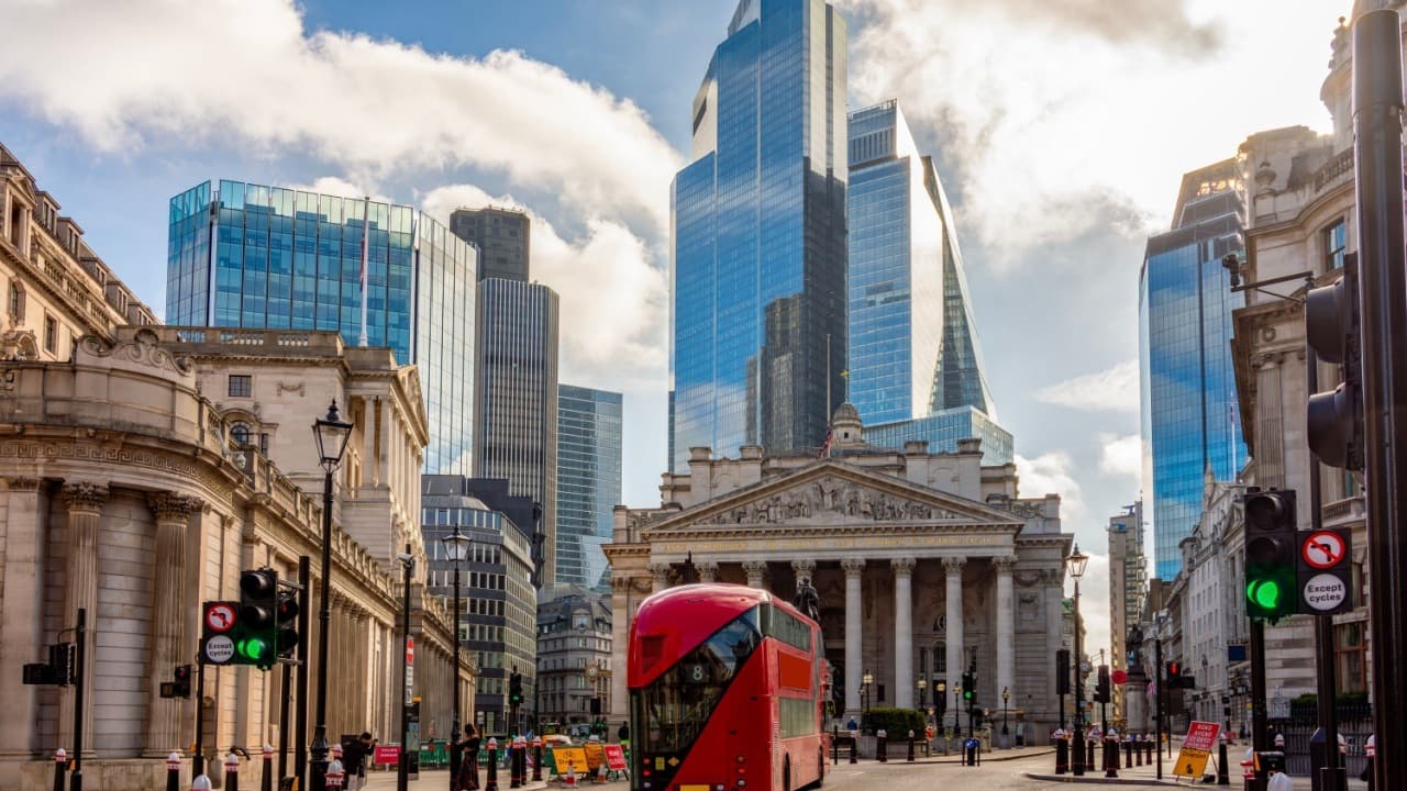 The Smarter Web Company Acquires 45 Bitcoin, Raising Total Holdings to 2,440 BTC