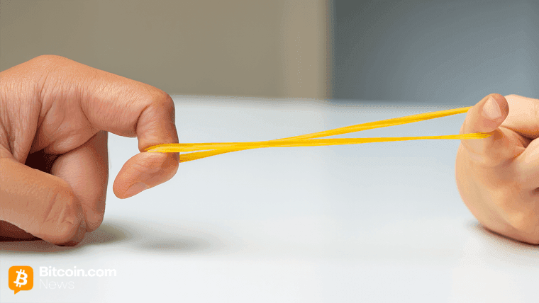 Bitcoin Price Watch: Technical Tension Builds Near $117K Resistance