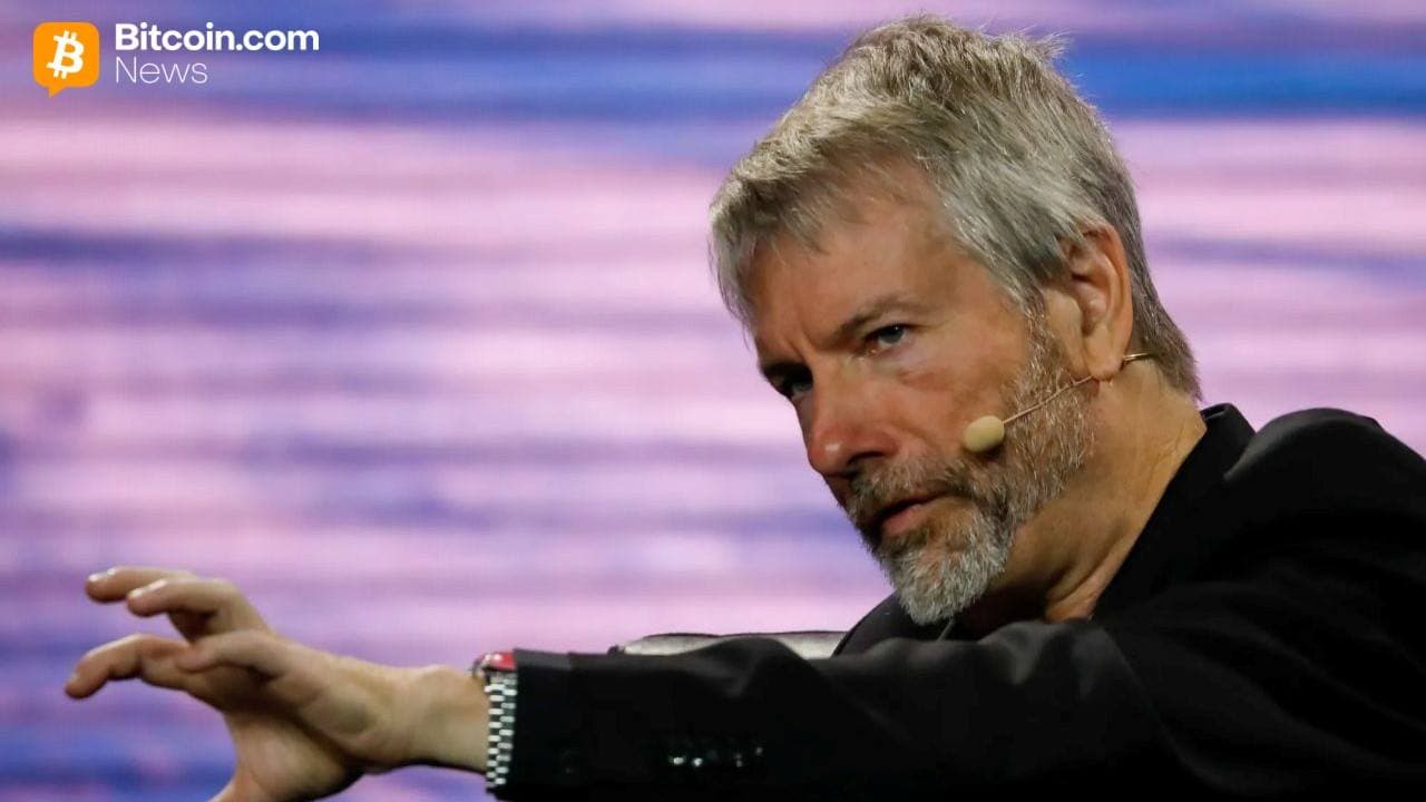 Bitcoin sa trápi, ale Saylor sa nevzdáva