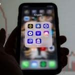 Volumele tranzacțiilor spot cu criptomonede au scăzut cu aproape 20% în luna martie