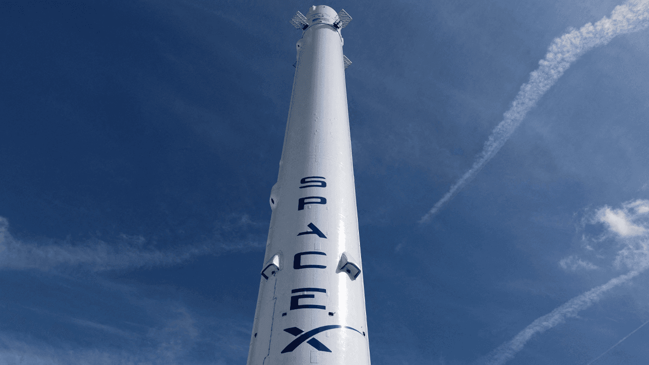 8% SpaceX Jump Shows Fresh FOMO as SPCX Tests a $2.28T Market Cap