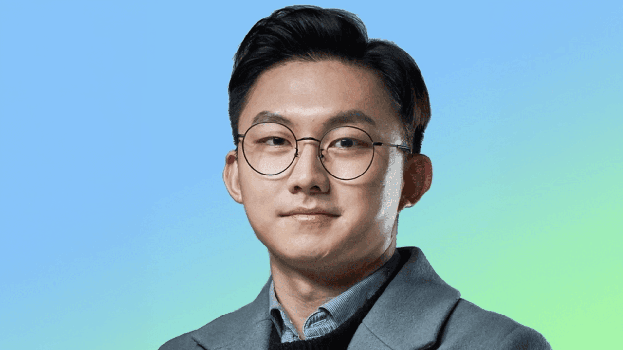 As Top Analysts Turn Bearish on Bitcoin, Cryptoquant's CEO Stands Almost Alone