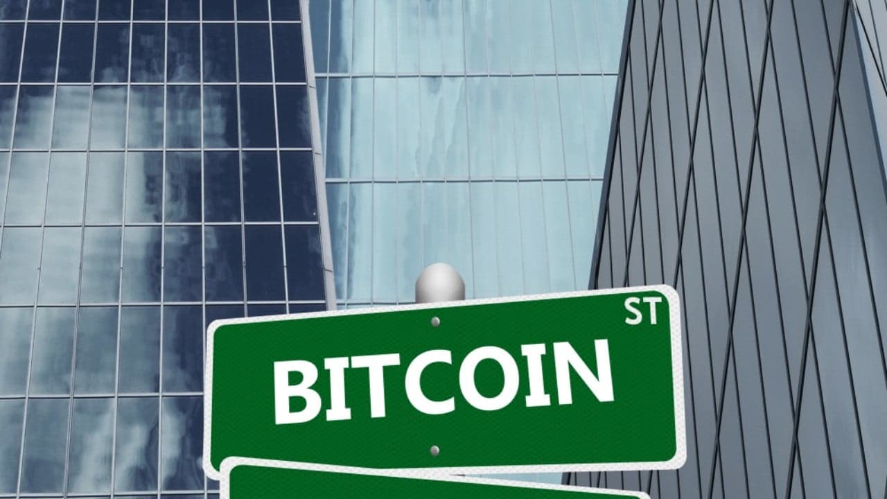 Binance Research Links Bitcoin Weakness to Record S&P 500 Capital Inflow
