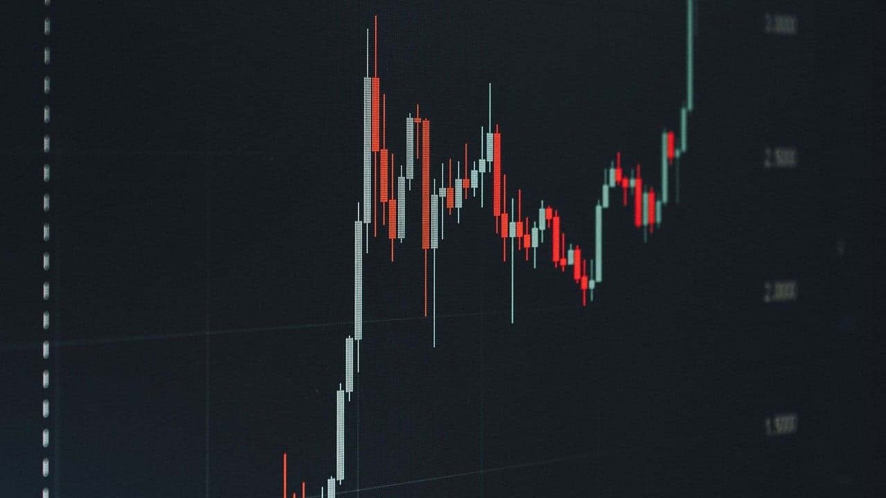 Bitcoin's Bounce to $64,000 Wipes out $320 Million in Crypto Shorts in 15 Minutes