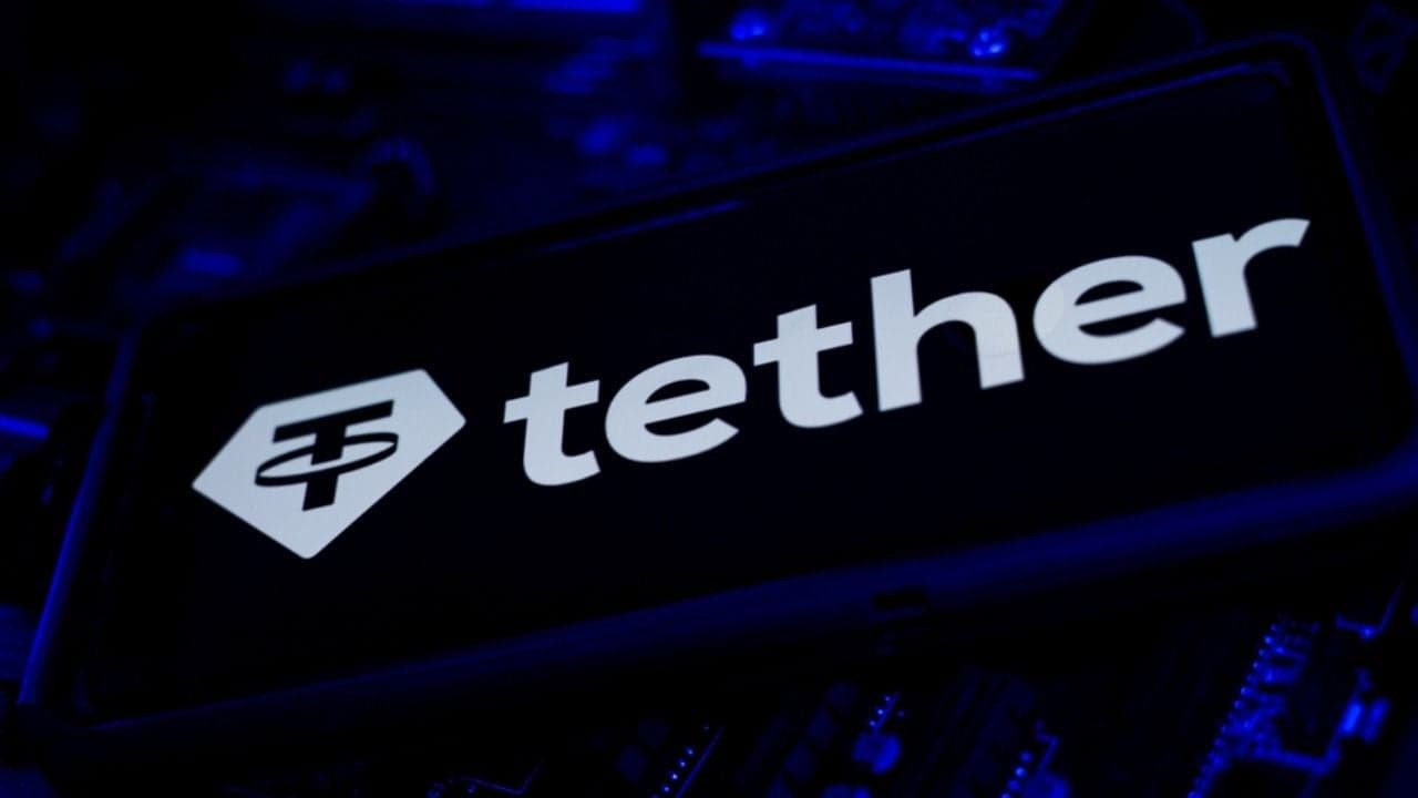 Tether Phases out aUSDT Stablecoin, Refocuses on XAUT Gold Token