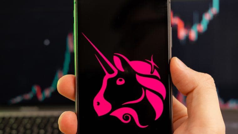 Uniswap Could Hit $100: Standard Chartered Forecasts UNI Outperforming BTC and ETH