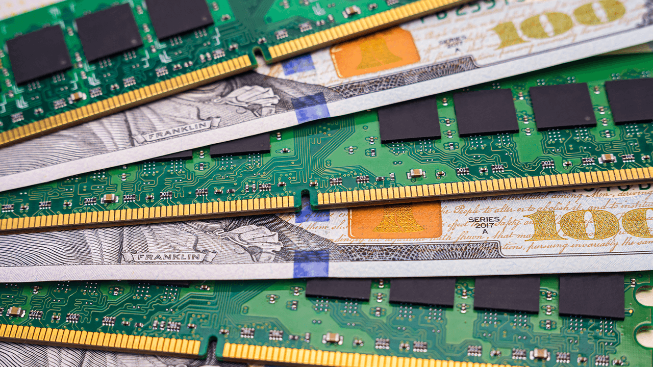 A Gamer Boosted His RAM With DIY Copper Pipe Heatsinks in 45 Minutes