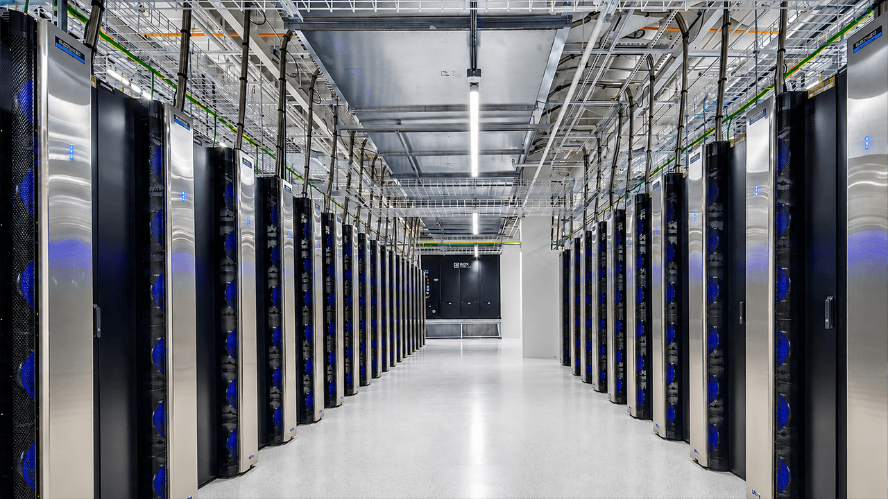 شركة «هايبرسكيل داتا» تبيع 100 بيتكوين لتمويل مركز بيانات للذكاء الاصطناعي بقيمة 3 مليارات دولار