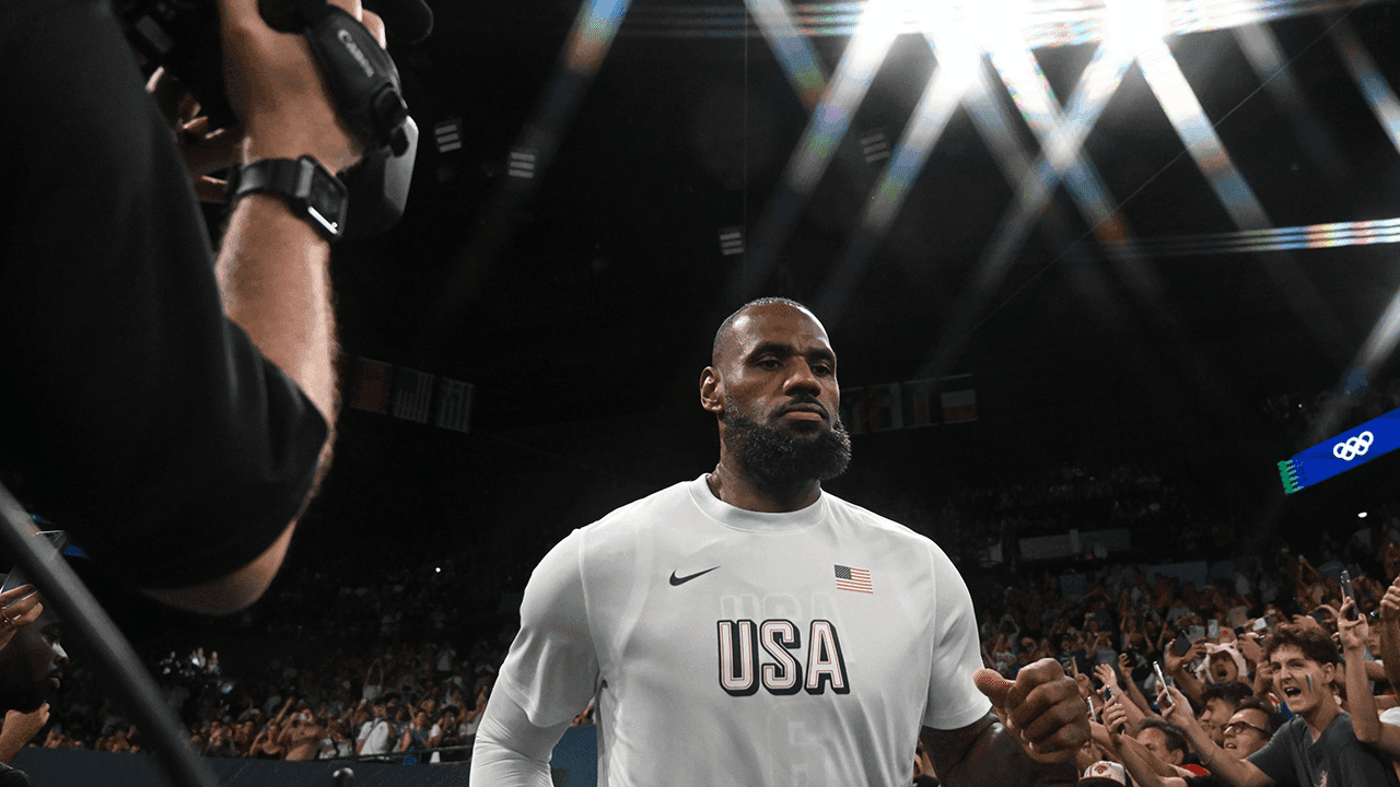 لبرون جیمز لیکرز را ترک میکند؛ بازارهای پیشبینی میلیونها دلار روی خانه بعدی او در NBA شرطبندی میکنند