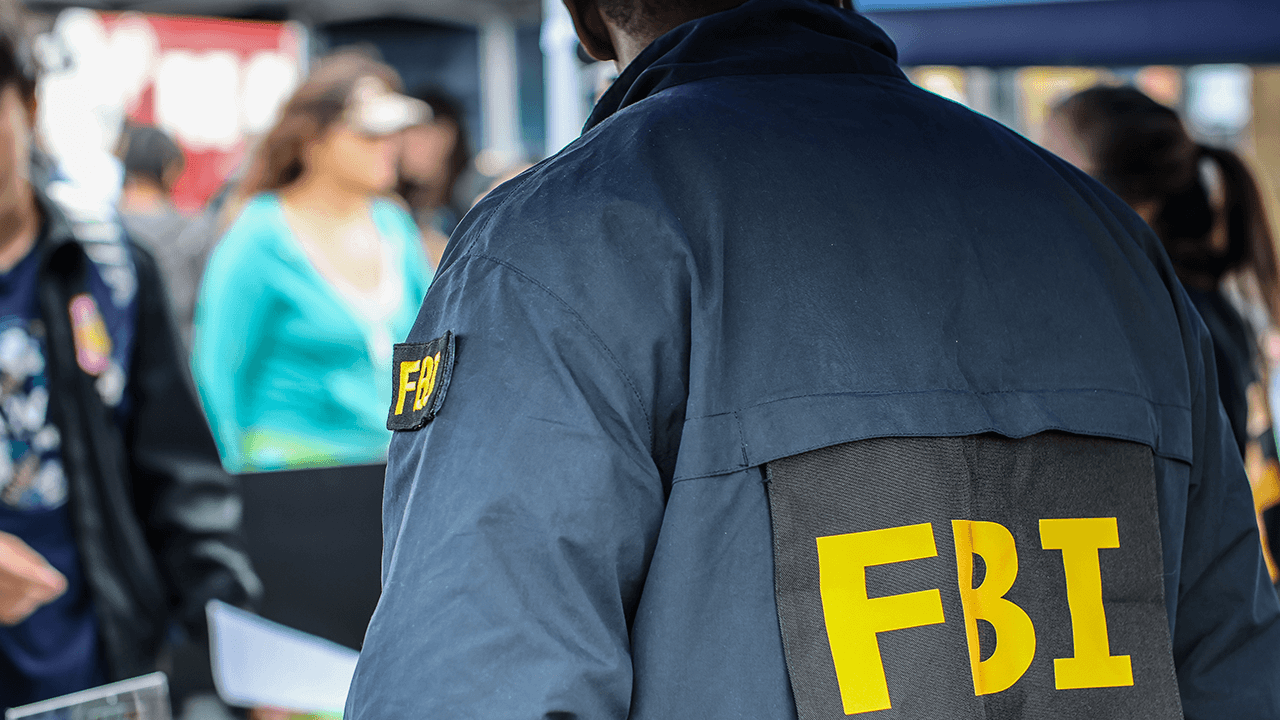 FBI Spy Hunter Stole $1M Crypto From His Own Target, Feds Say