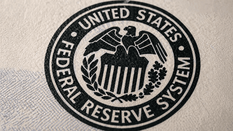 O Fedwatch assume uma postura mais hawkish, com 57% de probabilidade de aumento da taxa em setembro