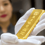Gold Hits 2-Month High Above $4,400 as China Keeps Hoarding