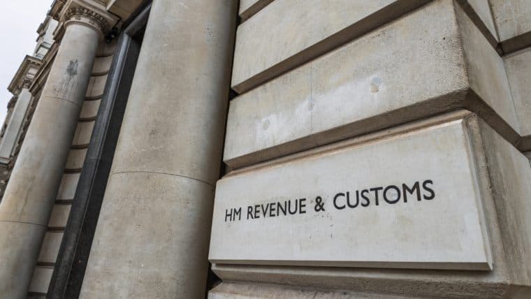 L'administration fiscale britannique envoie 81 000 courriers relatifs à la fiscalité des cryptomonnaies alors que les contrôles se renforcent