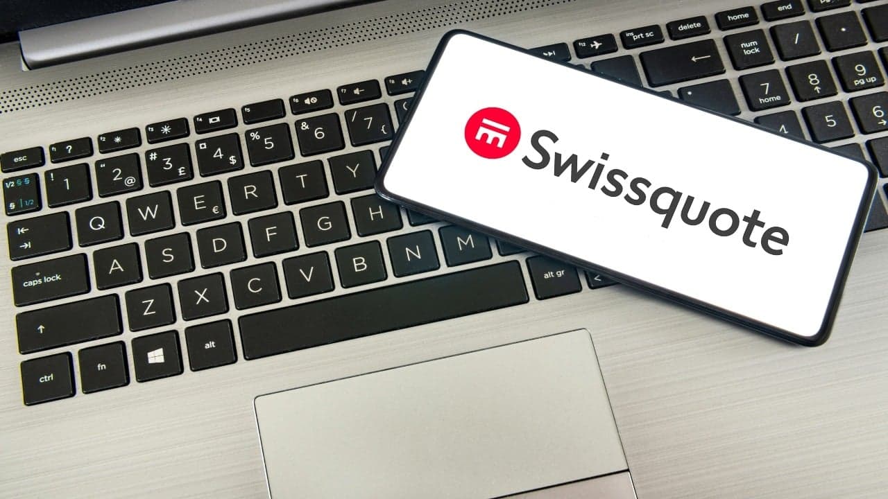 Swissquote Cuts Revenue Target as Crypto Income Plunges 66.2%