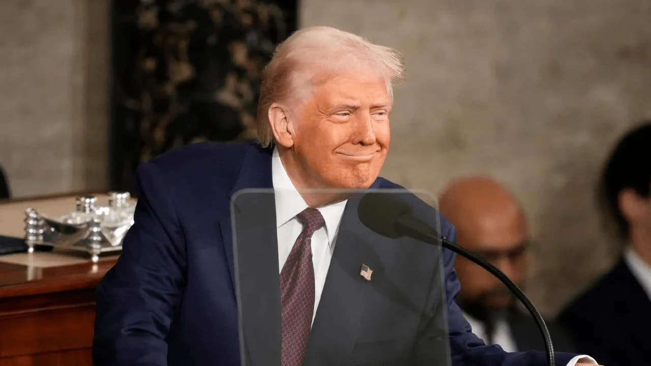 Trump Teleprompter Operator Fined $172K After Dominating Kalshi Bets