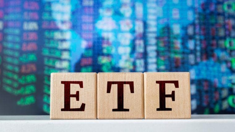 Bitcoin tegner sig for 79 % af de ugentlige tilstrømninger til krypto-ETF’er, mens fondene tilfører 1,24 mia. dollar