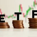 Ether, XRP and Solana Record Weekly Gains as Bitcoin ETFs Lose $463M