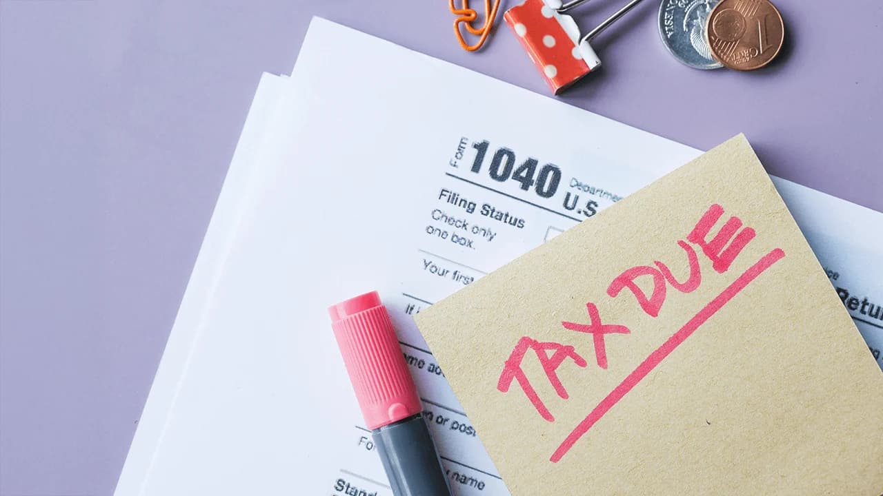 How the De Minimis Tax Exemption Might Support Bitcoin's Price