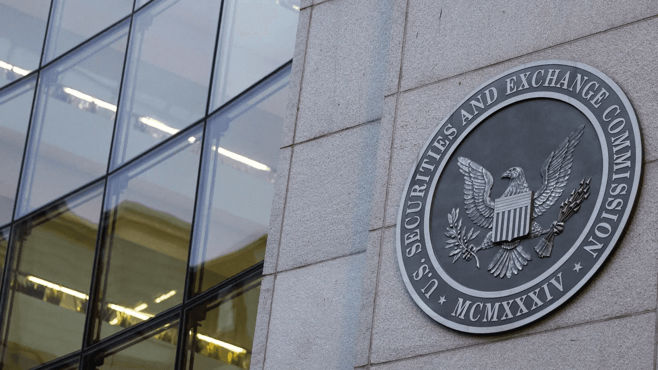 SEC Cracks Open the Door for Wall Street Stocks to Trade Onchain