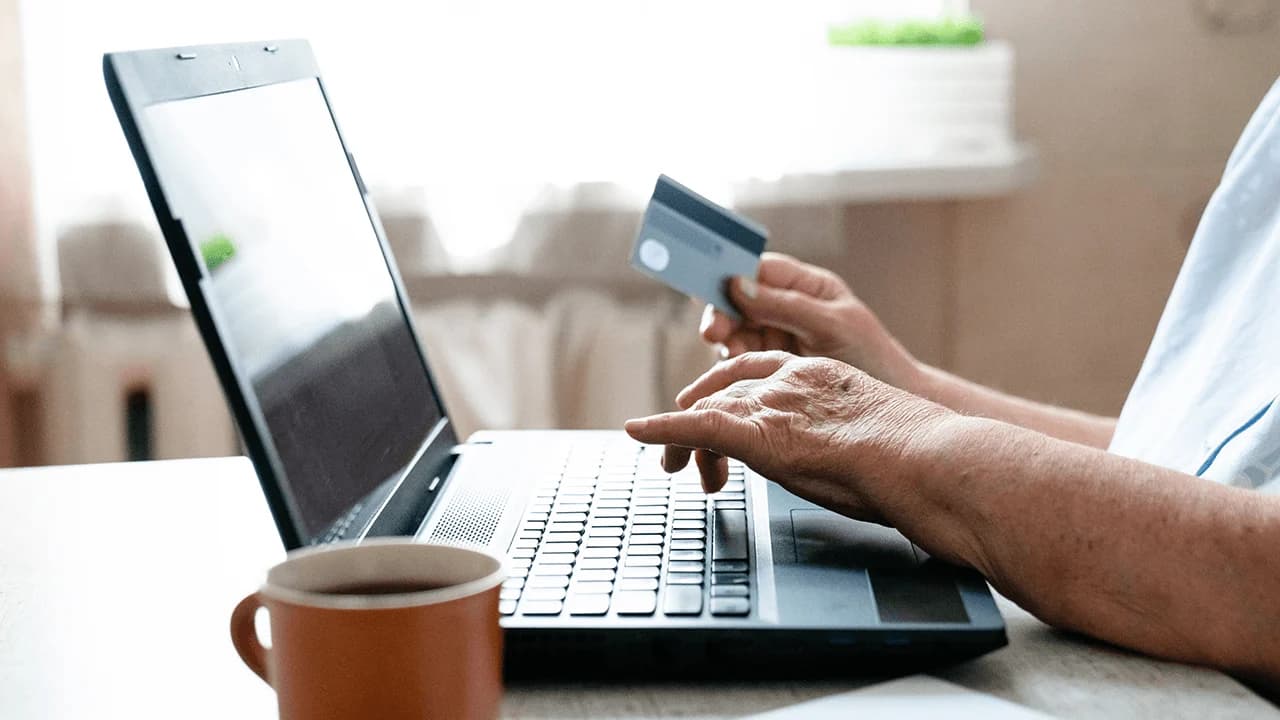 Amazon’s Purchase-History Profiling Tagged One Customer’s Body Shape Detail