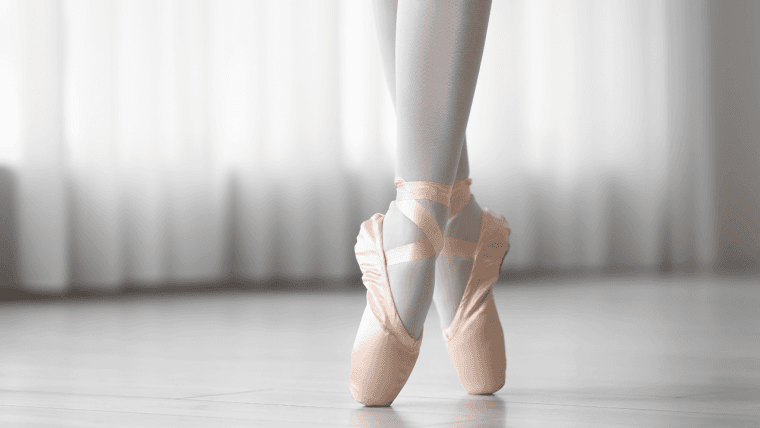She Trained to Be a Ballerina in Brazil. At 30, She's the World's Youngest Self-Made Female Billionaire
