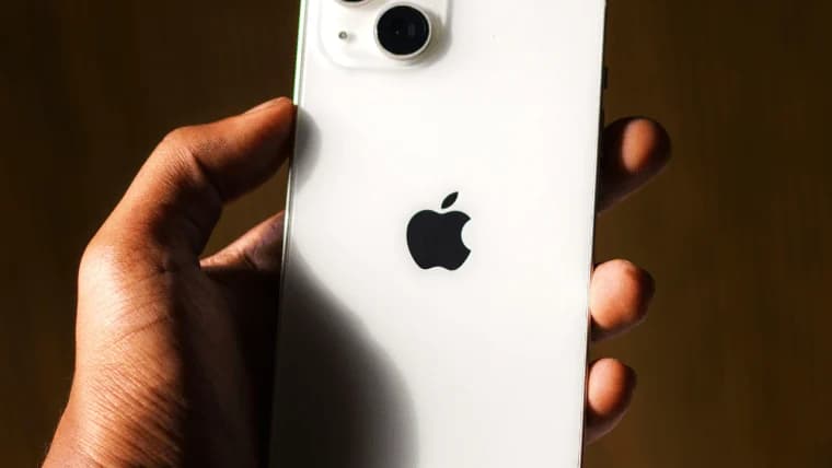 Apple Cash's Banking Partner Tightens ID Rules, Keeps Crypto Ban