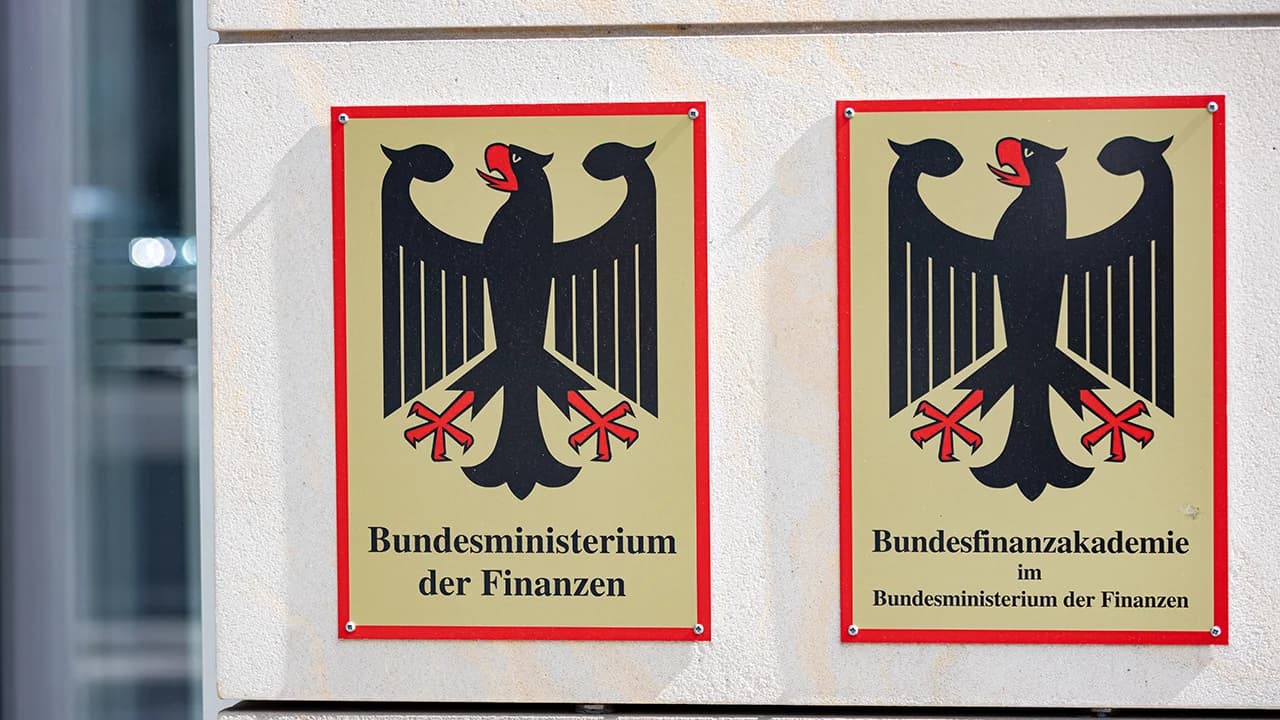Finanzministerium will Bitcoin-Haltefrist kippen: Kabinett berät am 14. Oktober