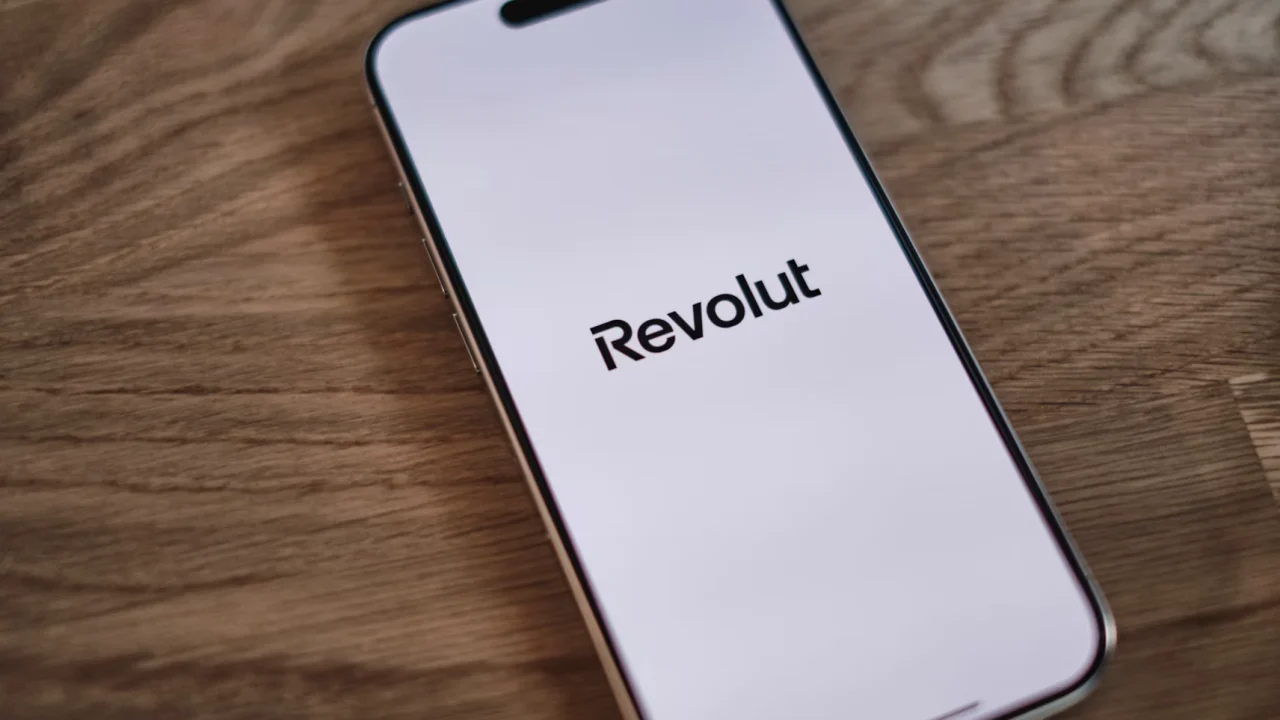 Revolut erhält Krypto-Lizenz in Gibraltar und nimmt wieder Neukunden auf