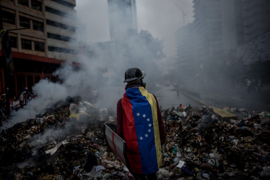 Venezuelans Risk 