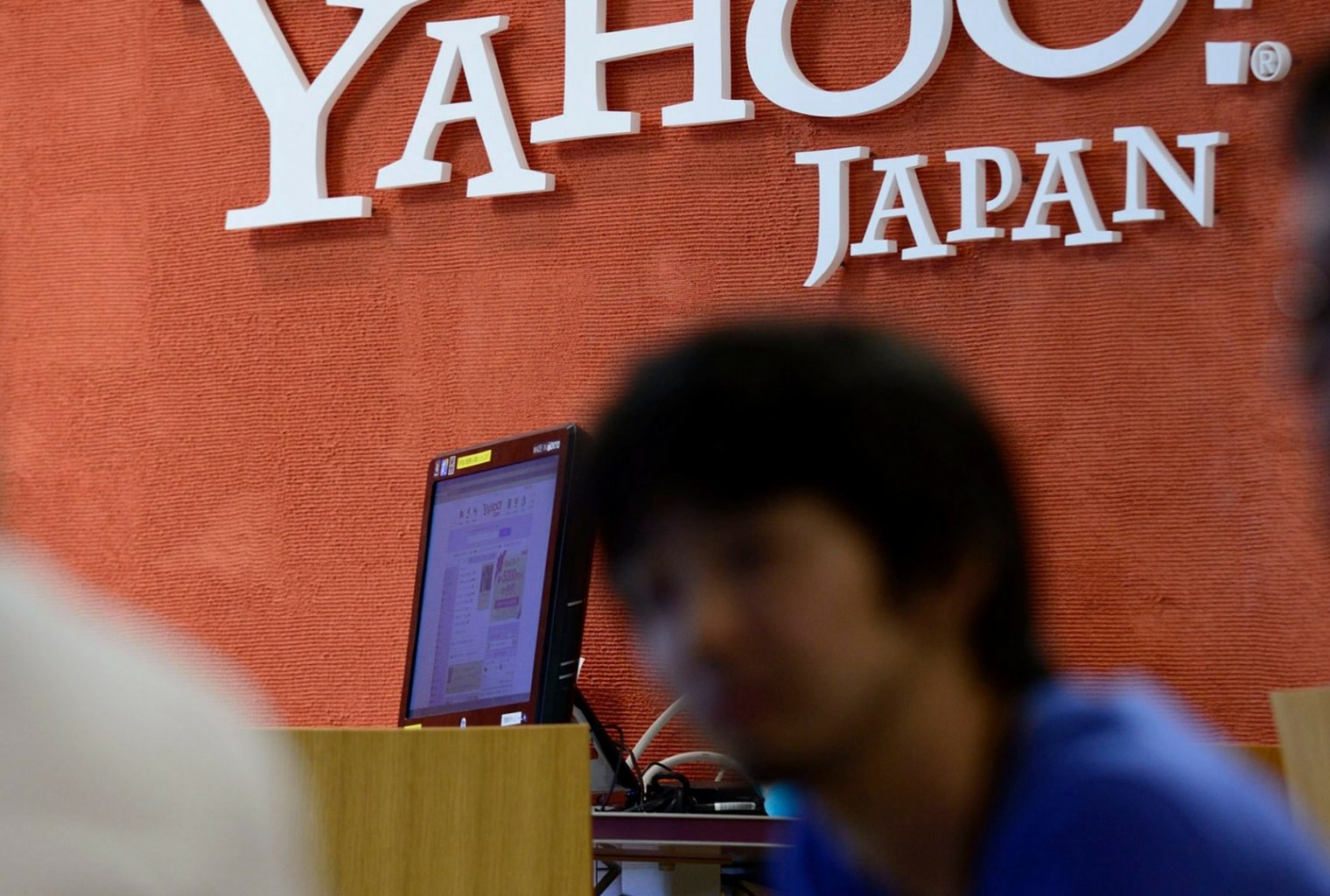 yahoo japan to open cryptocurrency exchange