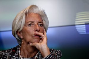 IMF Chief는 정부 피아트에서 크립토 코 어론으로 대규모 교대를 계획하고있다.