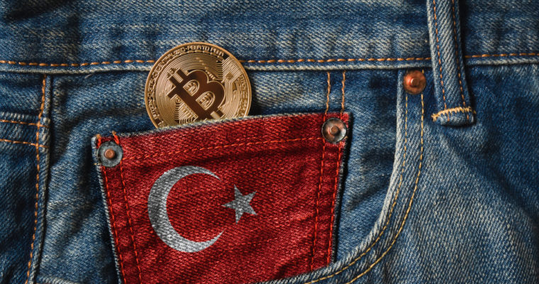 Turkey Finance Minister Embraces ICO Hype for Already Troubled Economy