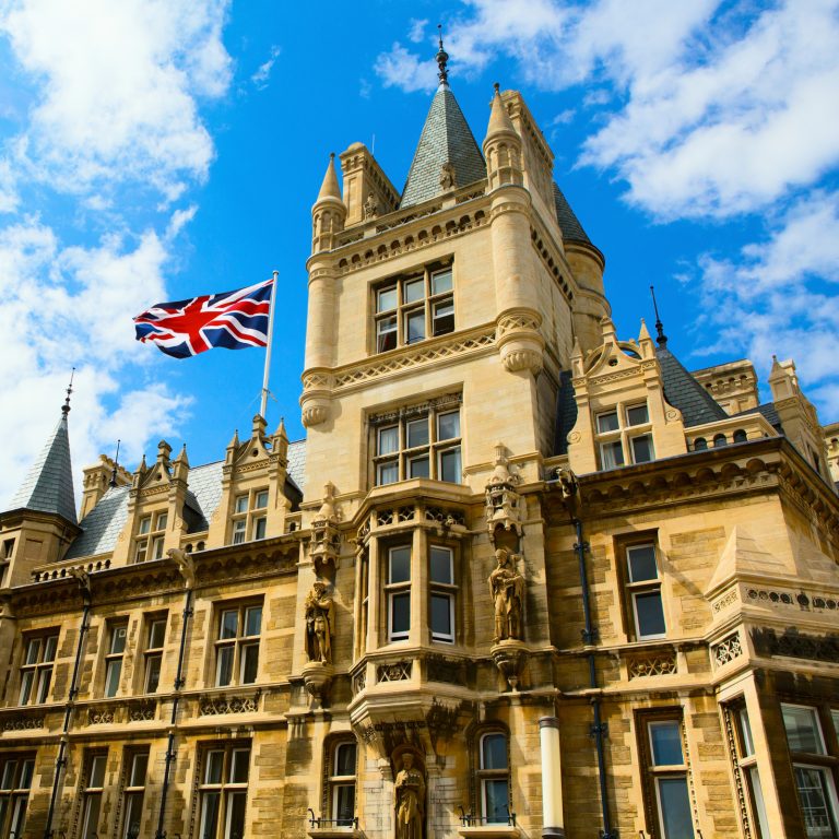 Hit by Sanctions, Iranian Students in the UK Use Bitcoin to Bypass Banks