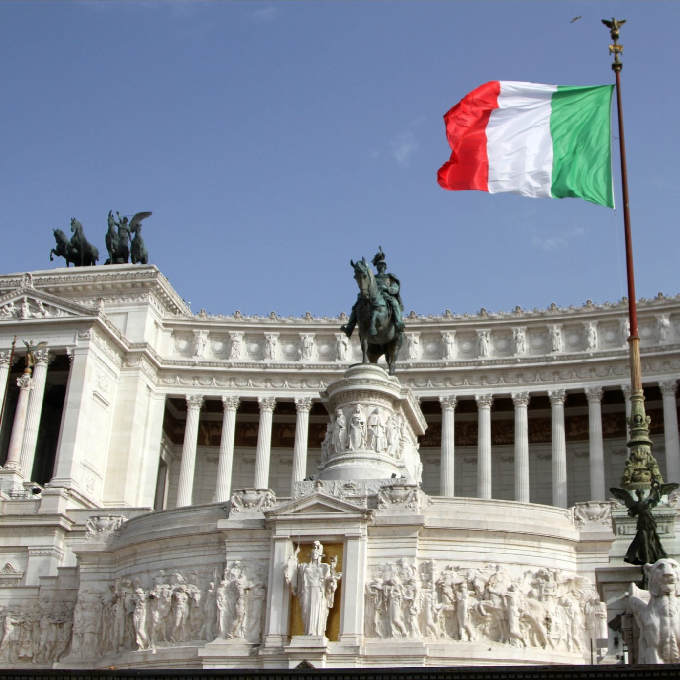 Blockchain Italian Government Selects 30 Representatives to Develop