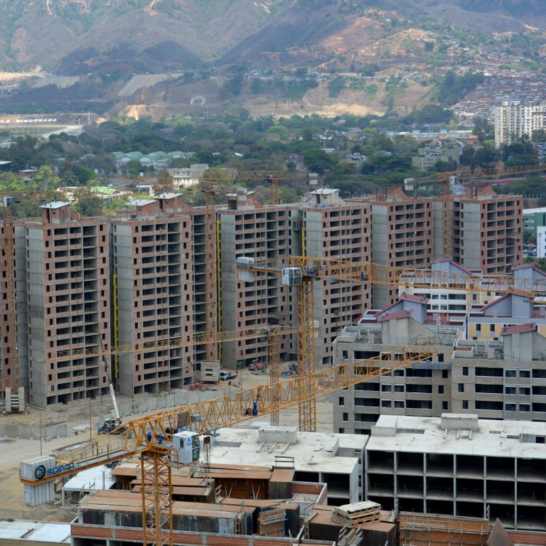 Venezuela Wants to Finance Large Housing Program With Petro