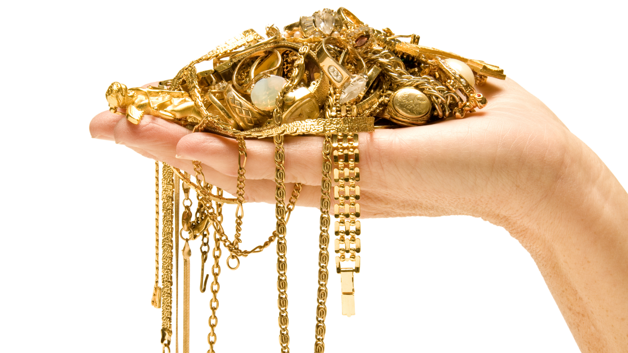 Industria del oro sacudida como 83 toneladas de lingotes de oro falsos utilizados para garantizar préstamos de $ 2 mil millones en China