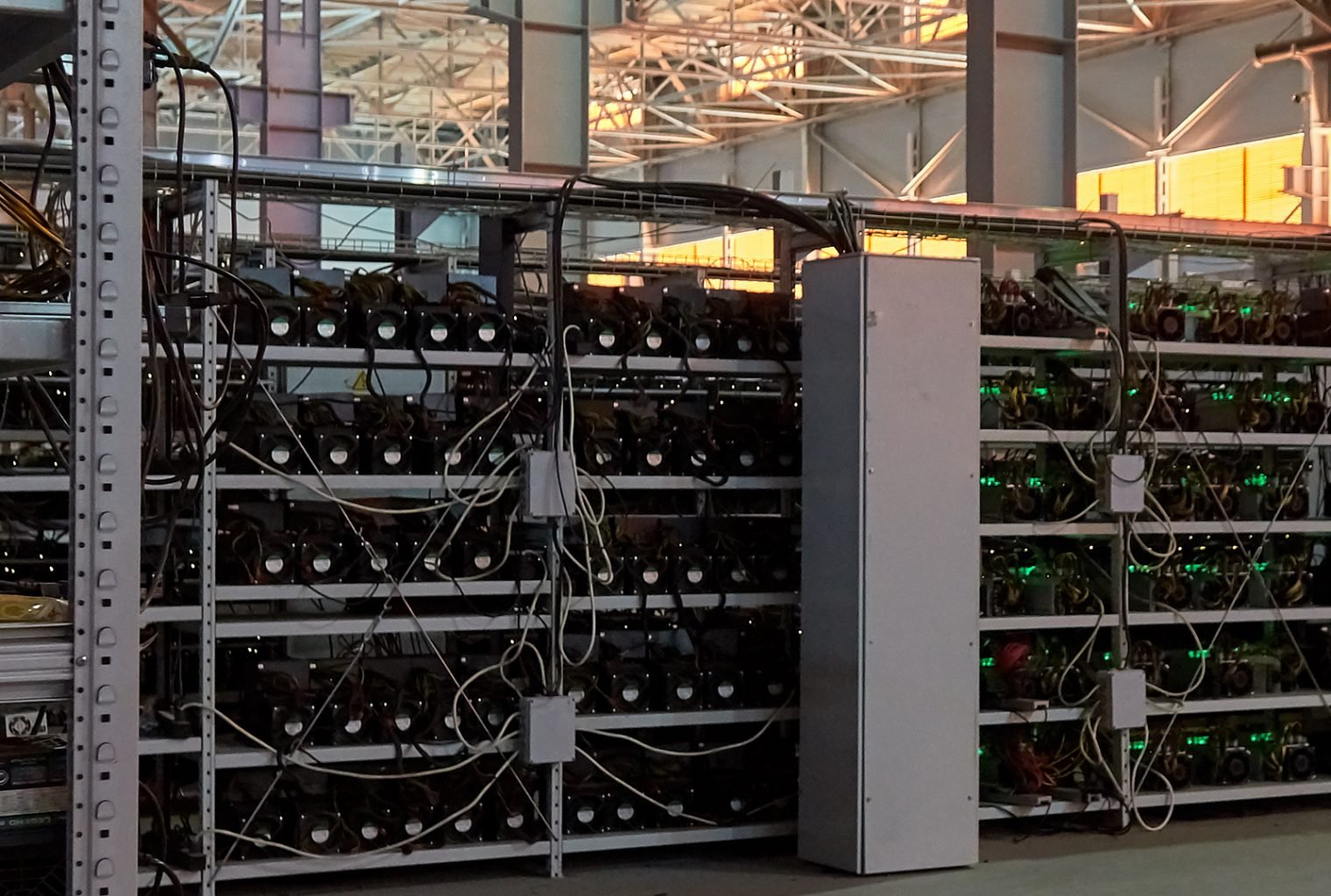 Bitmain Pauses Texas Mining Operations County Officials Report - 