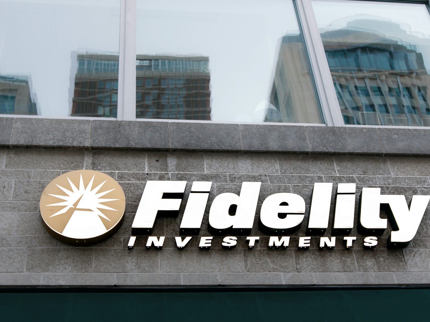 fidelity investments and cryptocurrency