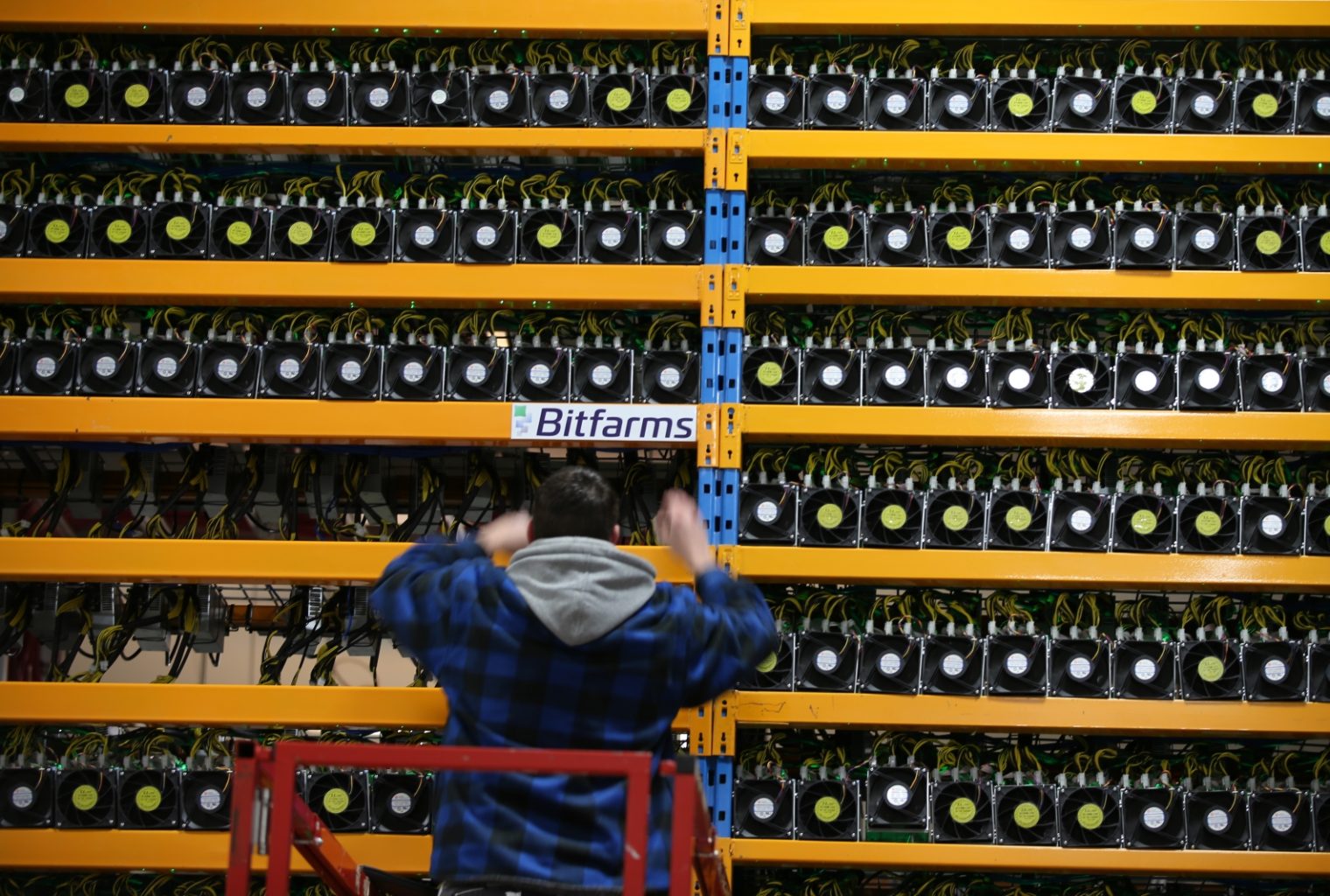 How A Large Cryptocurrency Mining Operation Is Handling The Current - 