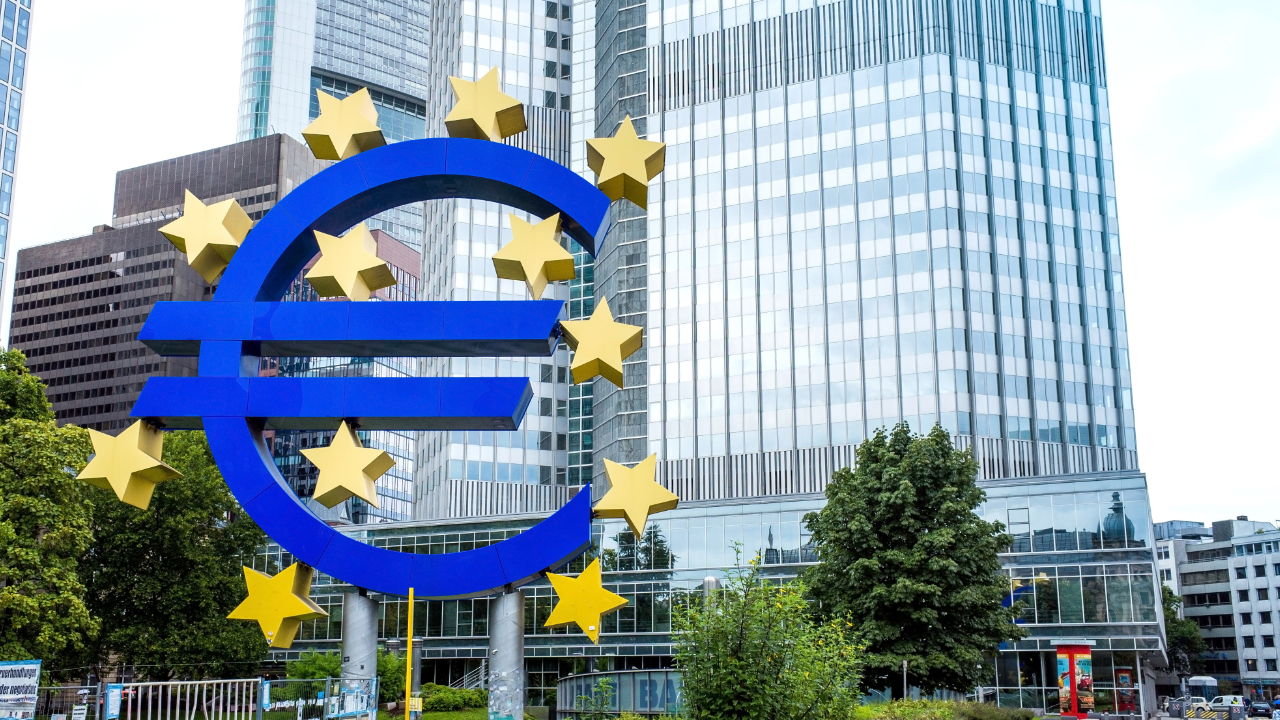 El BCE en modo de emergencia completo como "declive sin precedentes" golpea la zona euro