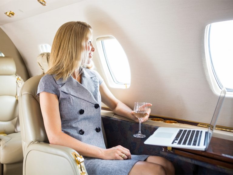  bitcoin cash traveller corporate flights pay trip 