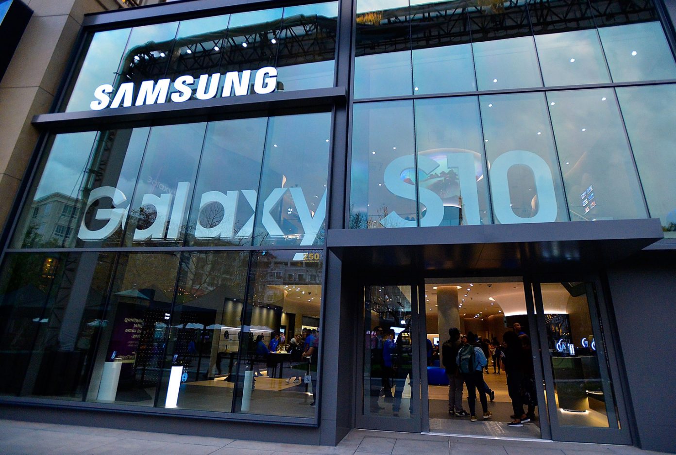 Samsung Adds Bitcoin Support to Its Blockchain Keystore ...