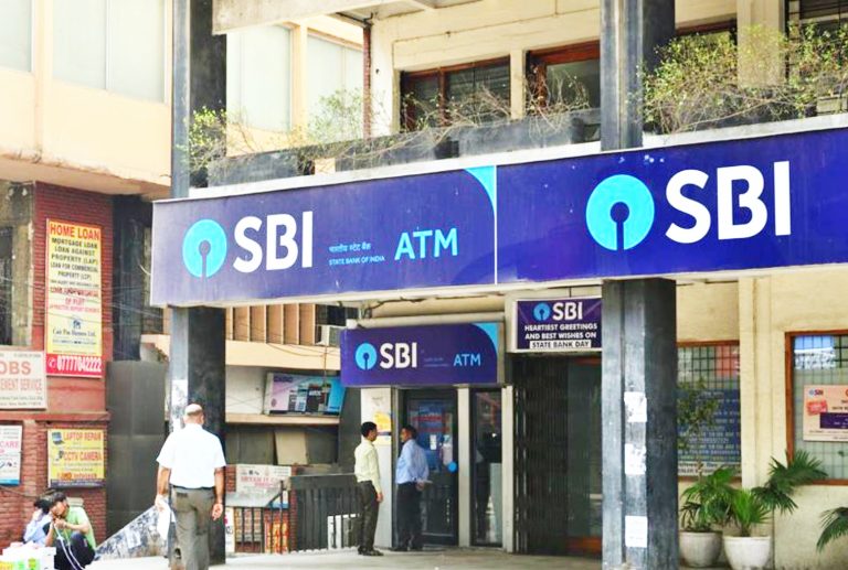 State Bank of India Chief Argues Crypto Regulation Is a Must