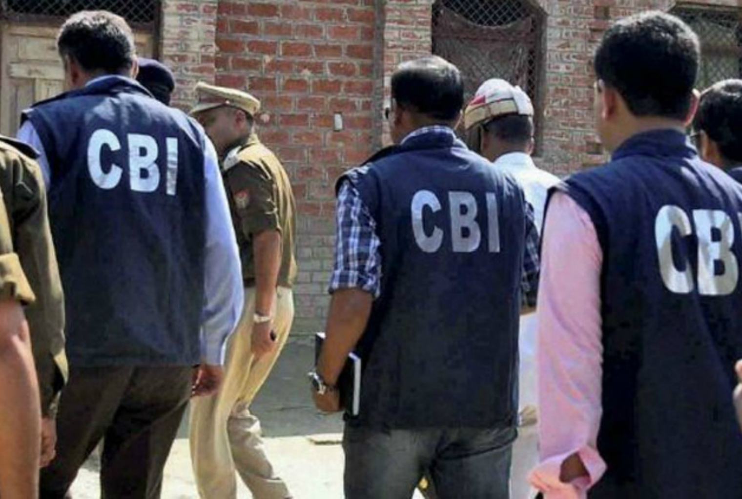 190 localidades del Banco Indio allanaron en represión masiva de fraude